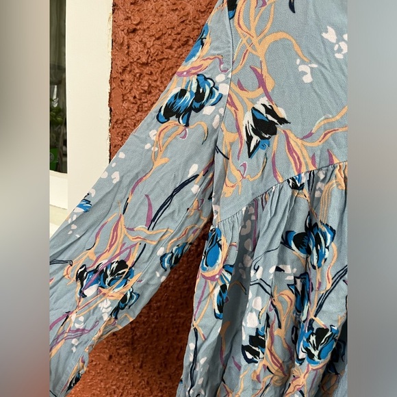 Free People Blue Floral Long Sleeve Tunic Top Size Small Bohemian Hippie - Picture 4 of 5